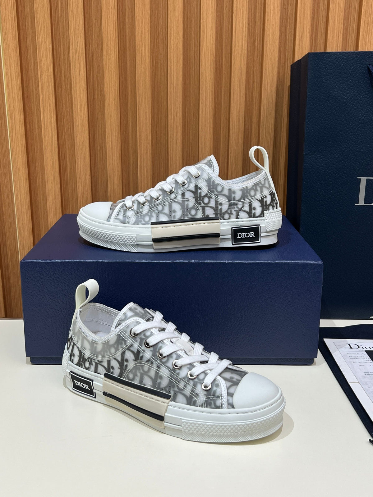 Dior