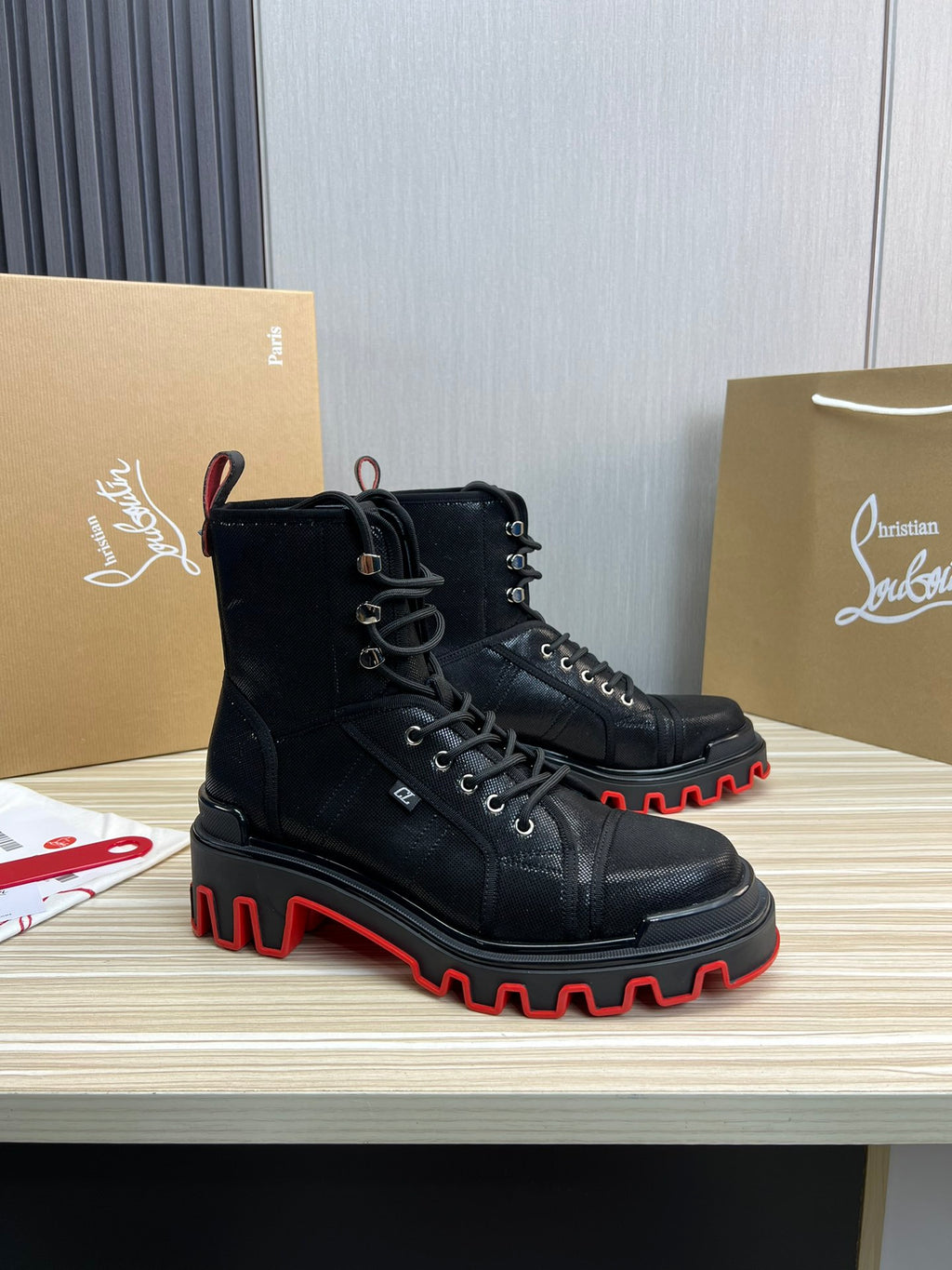 Christian Louboutin Panaroot Dune