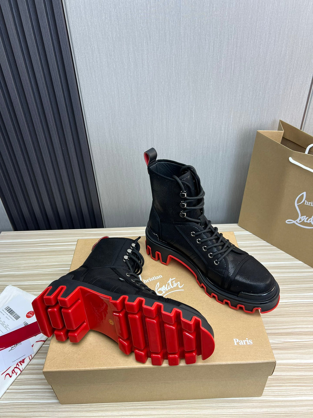 Christian Louboutin Panaroot Dune